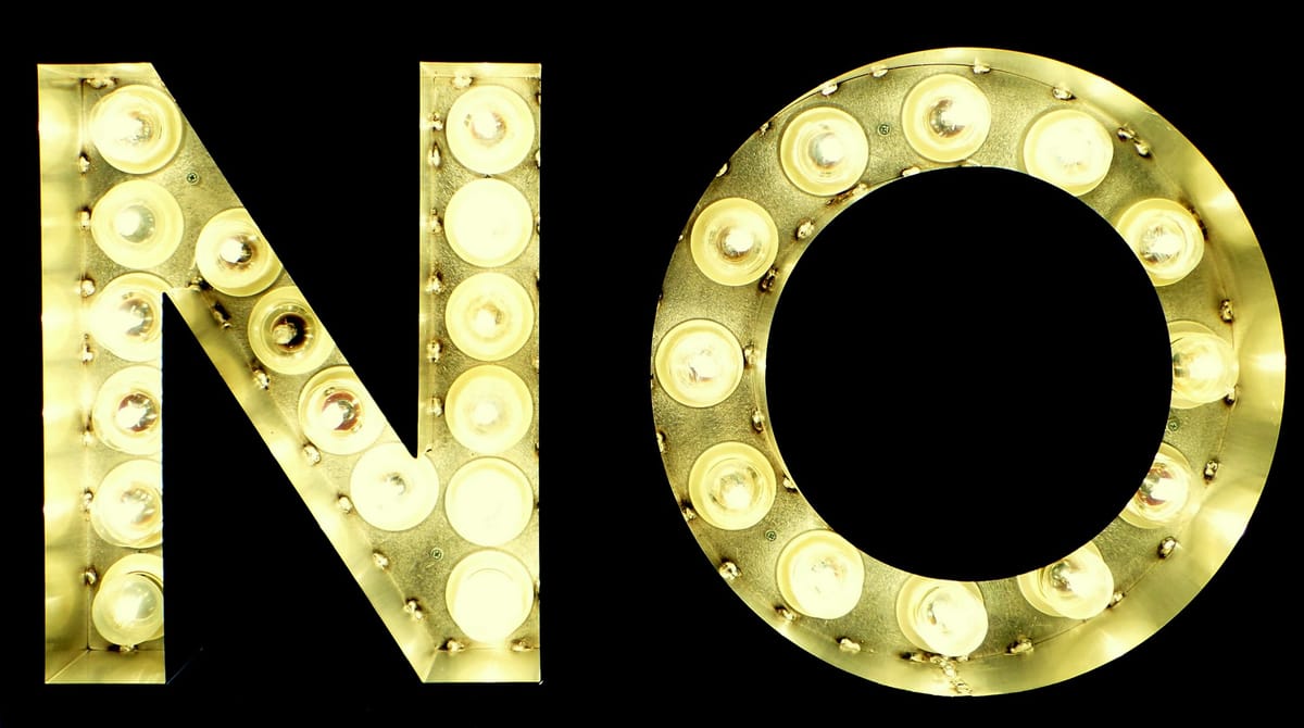 <#051> Why we should take a strong stand on peer pressure when out in a bar (and how I tackle it)